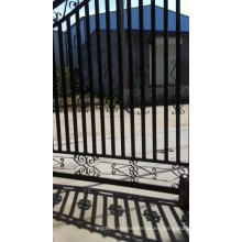 Puerta de aluminio con tapa de lanza / diseños de puerta principal de fábrica